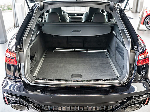 Audi RS6 Avant tiptronic 31