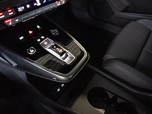 Audi Q4 45 e-tron 210 kW 13 navigation
