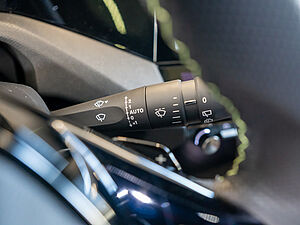 Peugeot 308 SW GT Plug-In HYBRID 180 e-EAT8 18 navigation
