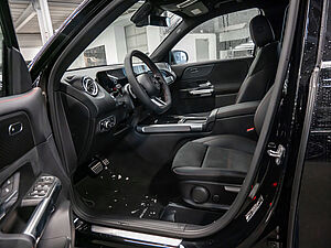 Mercedes-Benz GLB 200 GLB 200d AMG Line 8 navigation