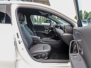 Mercedes-Benz A 180 Progressive Advanced 2 navigation