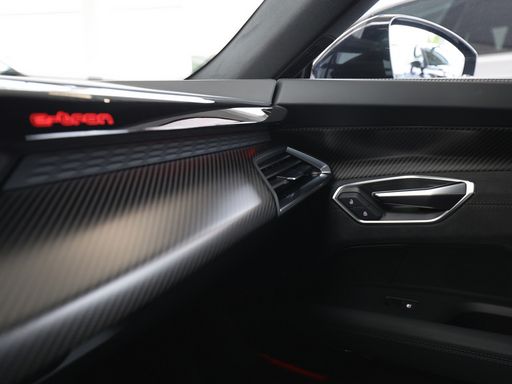 Audi e-tron RS GT Laser Pano HUD Navi Luftf. Kamer 25