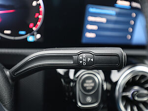 Mercedes-Benz CLA 180 AMG Line Edition 27 navigation