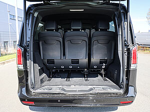 Mercedes-Benz V 300 d AVANTGARDE Extralang 28 navigation