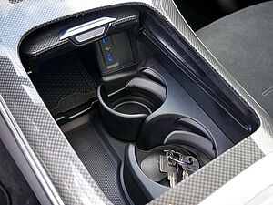 Mercedes-Benz GLC 220 d 4M Edition AMG Line 28 navigation