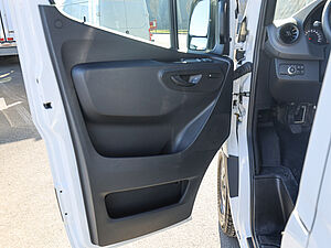 Mercedes-Benz Sprinter 317 CDI L3H2 27 navigation