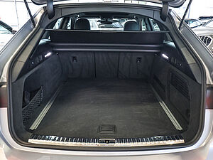 Audi A6 Avant S line 45 TDI quattro S tronic 33 navigation