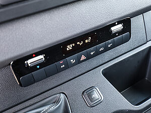Mercedes-Benz Sprinter 317 CDI Tourer L2H2 14 navigation