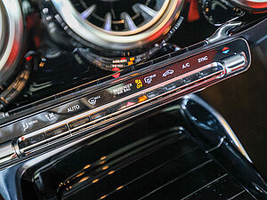 Mercedes-Benz A 35 AMG 4M 15 navigation