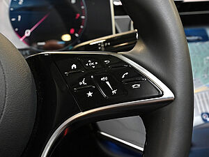 Mercedes-Benz E 200 Avantgarde Advanced Plus 19" 17 navigation