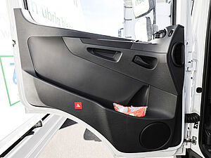 Mercedes-Benz Atego 1224 L 4x2 V 08 mit Walther-Pritsche Plane Spriegel und LBW 20 navigation