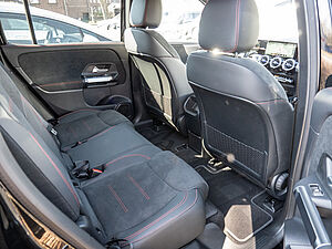 Mercedes-Benz EQB 300 4M AMG Sport Advanced 4 navigation