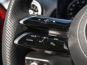 Mercedes-Benz GLB 180 AMG Sport Advanced Plus 17 navigation
