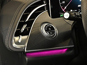 Mercedes-Benz E 220 T d AMG Line 22 navigation
