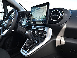 Mercedes-Benz T 180 d PROGRESSIVE Standard 6 navigation