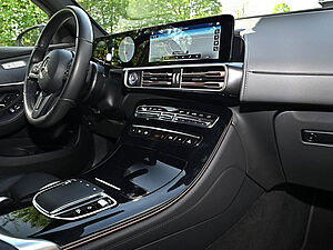 Mercedes-Benz EQC 400 4M 9 navigation