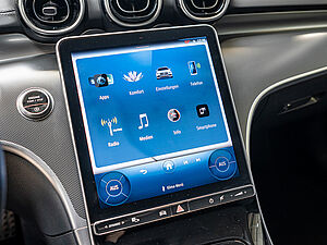 Mercedes-Benz C 220 d T AMG Sport 11 navigation