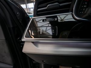 Audi SQ7 4.0 TDI quattro AHK LED Pano HUD Navi SHD 23 navigation
