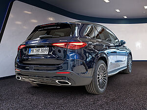Mercedes-Benz GLC 300 4M AMG Line 3 navigation