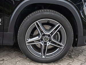 Mercedes-Benz GLB 200 d AMG Line 5 navigation