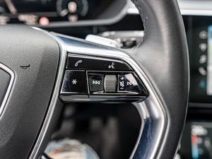 Audi e-tron 55 quattro 18 navigation
