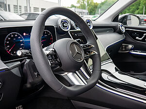 Mercedes-Benz GLC 220 d 4M AMG Line 19 navigation