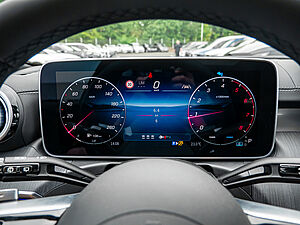 Mercedes-Benz C 200 T AMG Line 13 navigation