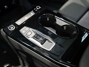 Audi Q6 e-tron Q6 SUV e-tron quattro 19 navigation