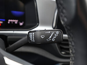 Volkswagen T-Roc Life 1.5 l TSI DSG 28 navigation