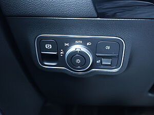 Mercedes-Benz GLA 220 d 4M Progressive Advanced 31 navigation