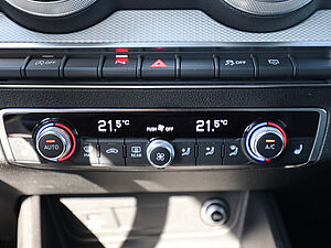 Audi Q2 S line 35 TFSI S tronic 14 navigation