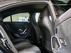 Mercedes-Benz CLA 200 Coupé AMG Sport Premium 4 navigation