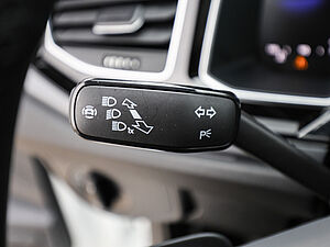 Volkswagen Polo R-Line 1.0 TSI DSG 27 navigation