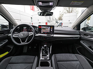 Volkswagen Golf VIII Style 1,5 l TSI 8 navigation