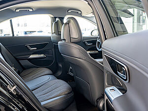 Mercedes-Benz E 220 d Avantgarde Advanced 19" 4 navigation