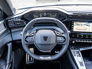 Peugeot 308 SW GT HYBRID 145 e-DSC6 8 navigation