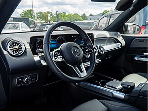 Mercedes-Benz EQB 300 4M Progressive Advanced 27 navigation