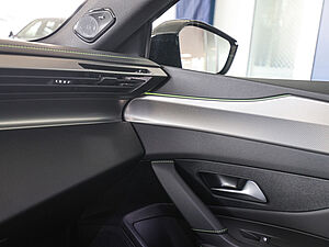 Peugeot 408 GT HYBRID 145 e-DSC6 19 navigation