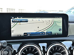 Mercedes-Benz CLA 250 e SB AMG Line 9 navigation