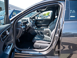 Mercedes-Benz C 200 T AMG Line 8 navigation
