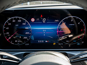 Mercedes-Benz C 220 d T 12 navigation
