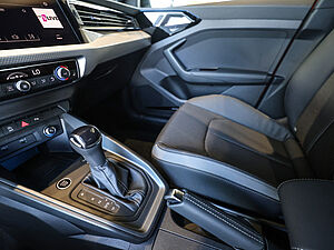 Audi A1 Sportback S line 40 TFSI 18 navigation
