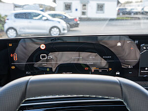 Peugeot 3008 GT HYBRID 136 e-DSC6 13 navigation