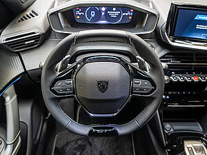Peugeot 2008 GT HYBRID 145 e-DSC6 8 navigation