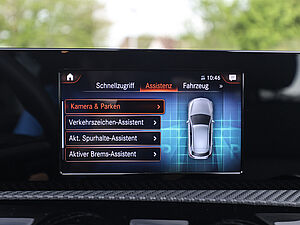 Mercedes-Benz A 250 e 14 navigation