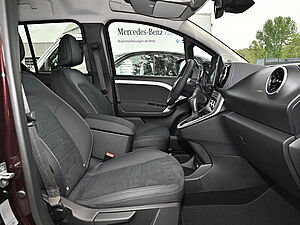 Mercedes-Benz T 180 d PROGRESSIVE Standard 2 navigation