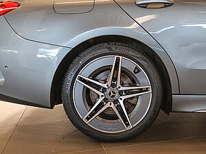 Mercedes-Benz C 220 d T AMG Sport 5 navigation