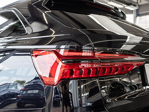 Audi RS6 Avant tiptronic 33
