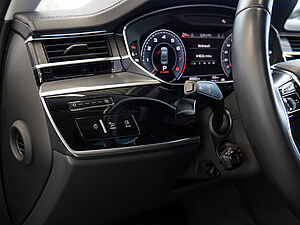 Audi A8 60 TFSI quattro 28 navigation