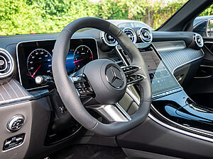 Mercedes-Benz GLC 220 d 4M AMG Line 19 navigation